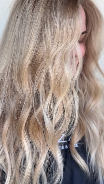 When blonde looks this natural… you know it was customized!!   Smooth blend B...